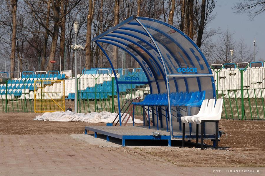 Flagi i race — kibice Hutnika